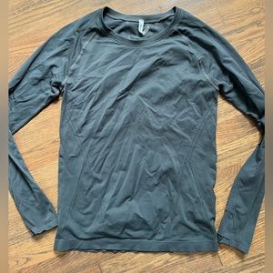 NWOT Athleta long sleeve shirt